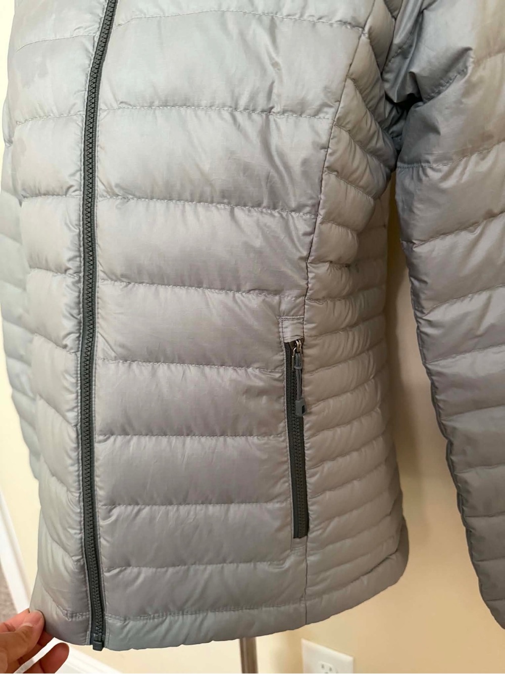 Patagonia Down Sweater Full Zip Womens Puffer Jacket - Picture 5 of 11